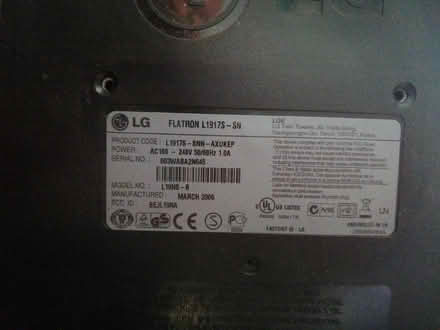 Photo of free LG Flatron L1917S monitor (Baldock SG7) #2