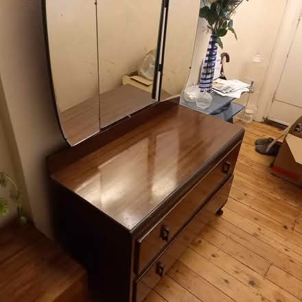 Photo of free Dresser with triple mirror (Streatham SW16) #1