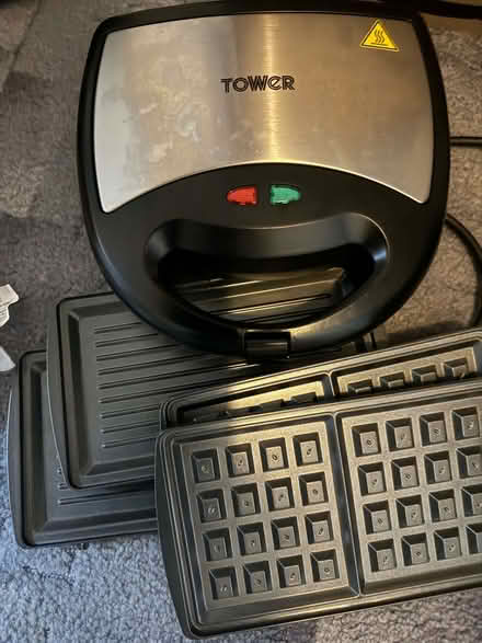 Photo of free Tower Sandwich Toaster (Sundon Park LU3) #2