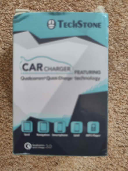 Photo of free car charger - cigarette lighter to dual USB sockets (Loughton IG10) #1