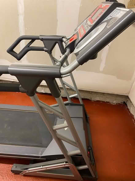 Photo of free Threadmill (Motherwell. ML1) #3