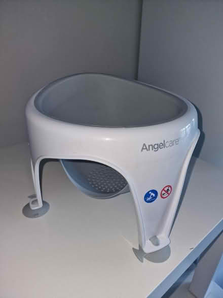Photo of free Bath seat and high chair (Chelmsford CM2) #4