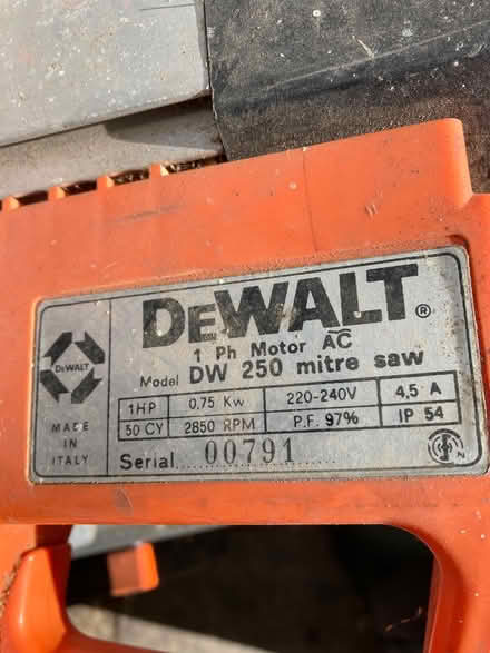 Photo of free De Walt Mitre Saw (North Watford) #4