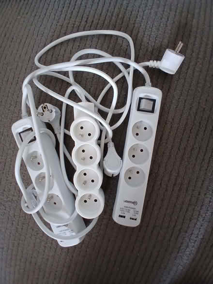 Photo of free 3 french extension leads (Tillington GU28) #1