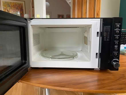 Photo of free Microwave oven (West-end, Glasgow G12) #2