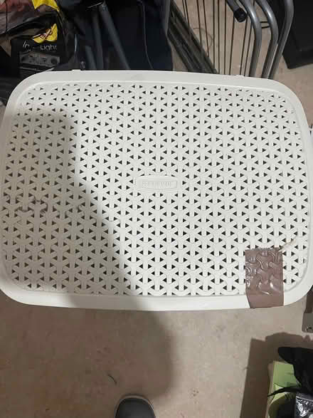 Photo of free Laundry basket (Dulwich) #2