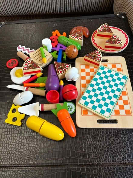 Photo of free Wooden fruit,cake (HA8) #1