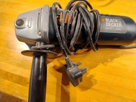 Photo of free B&D 115mm Angle Grinder (KG72) (Ivy Farm SK11) #1