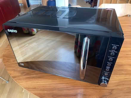 Photo of free Microwave oven (West-end, Glasgow G12) #1