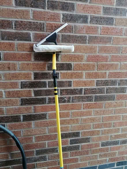 Photo of free Telescopic window cleaner (Malvern Hills WR14) #1