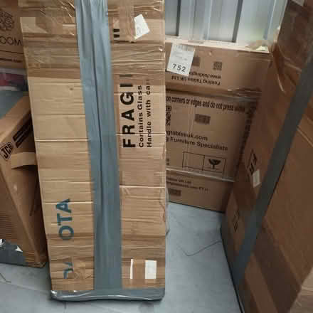 Photo of free ZINDAKOTA/BK DAKOTA Black Tempered Glass TV stand (Doncaster DN1) #4