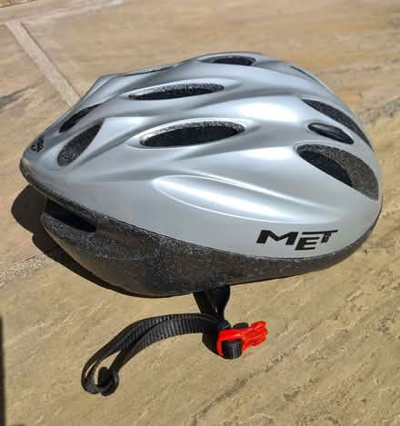 Photo of free Cycle helmet (Leasgill LA7) #1