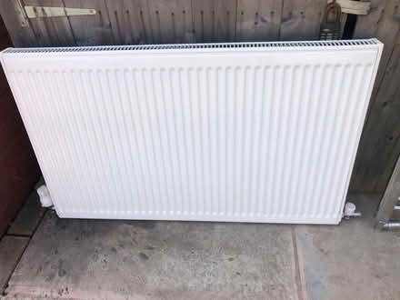 Photo of free K1 radiator 1000 x 600mm (Central Liverpool L1) #1