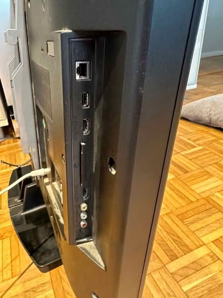 Photo of free 32inch TV Sony KDL-32W5500 TV (The Hockering GU22) #3