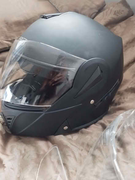 Photo of free Helmet (Motorbike) (St Mary Cray BR5) #4