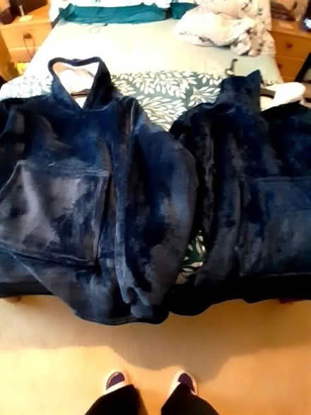 Photo of free Snoodie's (Manor Top S2) #1