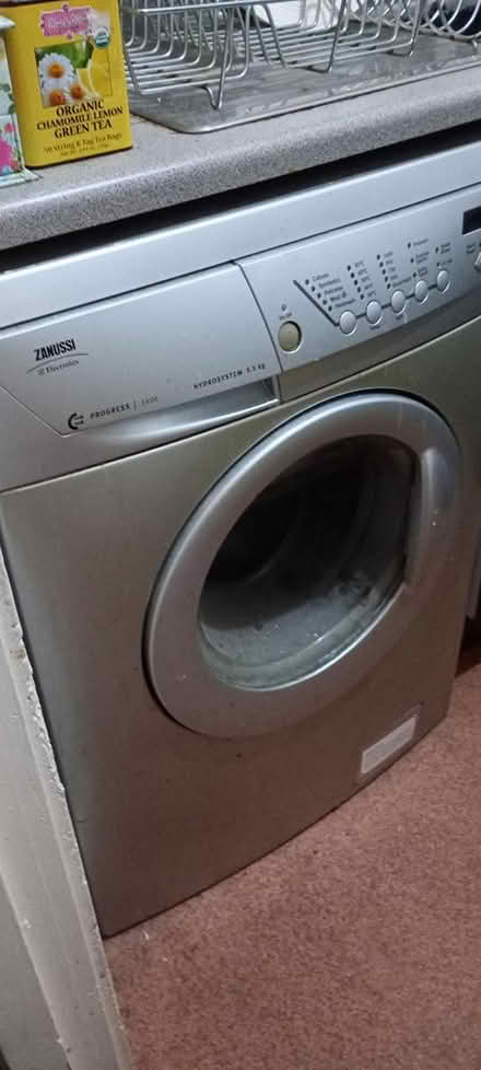 Photo of free Washing machine spares or repairs (Oswestry SY11) #1