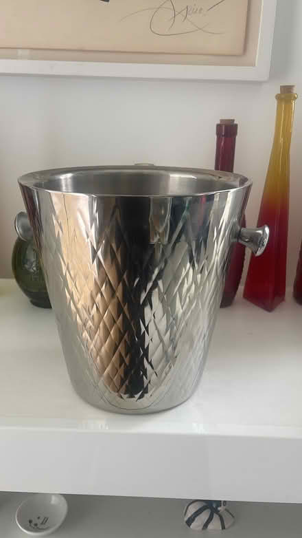 Photo of free Ice bucket (W8) #1