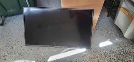 Photo of free 30" wall mount flat screen TV (Near horsetooth) #1