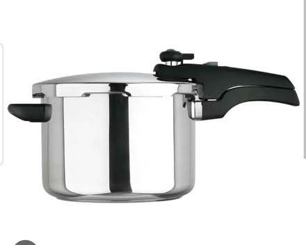 Photo of Pressure cooker the larger the better (Mousehold NR3) #1