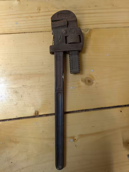 Photo of free Stilsson wrenches - 1 x 18 inch, 1 x 10 inch (Swanwick DE55) #3