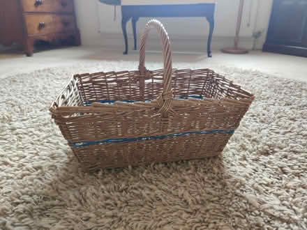Photo of free Wicker basket (Finchley N3) #1