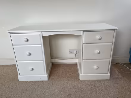 Photo of free dressing table (Epping CM16) #2