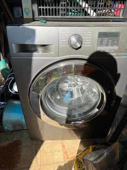 Photo of free Washing machine (Redhill RH1) #1