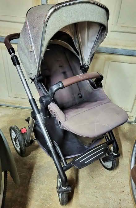 Photo of free Silver Cross Pushchair (Harlow, CM18 Near the Crem) #1