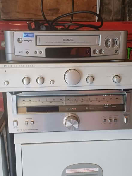 Photo of free Radio,amp and vhs video (Sacriston DH7) #1