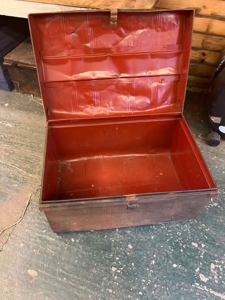 Photo of free Vintage metal trunk (Trowbridge BA14) #3