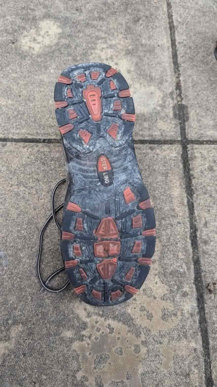 Photo of free Size 7 steel cap boots (TW9) #2