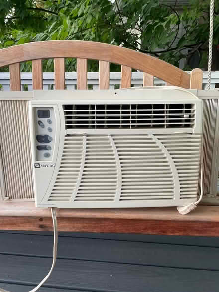 Photo of free 4 window air conditioners (Waltham, near Watertown line) #2