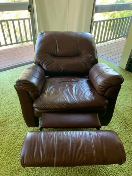 Photo of free Brown leather recliner (Los Gatos/Saratoga) #2