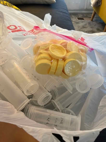 Photo of free milk storage for breastmilk (Hanover park illinois 60133) #1
