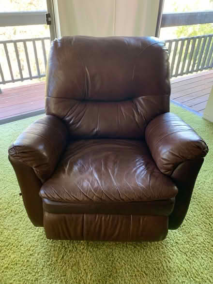 Photo of free Brown leather recliner (Los Gatos/Saratoga) #1
