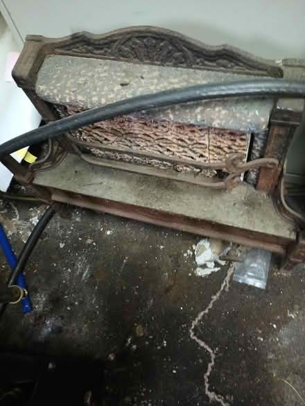 Photo of free Free standing heater (Maple ave.) #1
