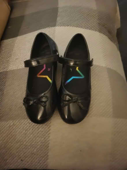 Photo of free School shoes (LS26) #1