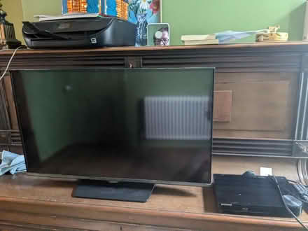 Photo of free TV and DVD PLAYES (Barnet EN5) #1