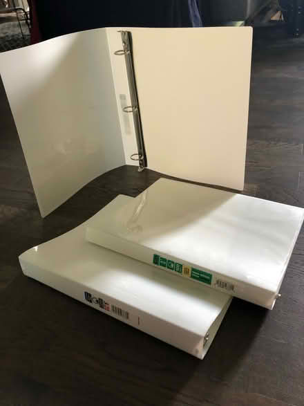 Photo of free Many White binders 1” and 1/2” (North York) #1