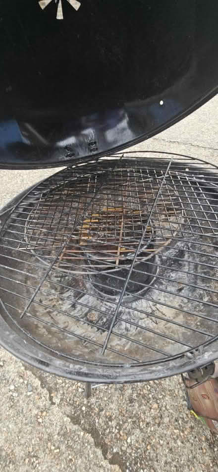 Photo of free Barbecue and fire lighters (Ealing Broadway) #3