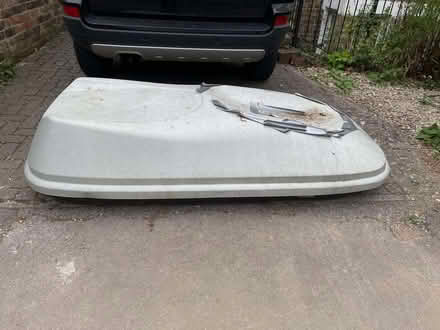 Photo of free Thule Roof Box (Walton Manor OX2) #1