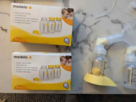 Photo of free Medela breast pump kit (KT7) #2