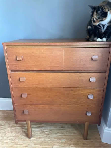 Photo of free Wood chest of drawers (Mount Florida) #1