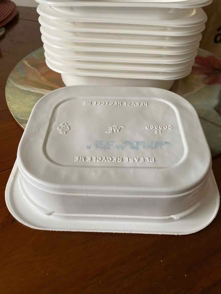 Photo of free Plastic containers (ME2) #3