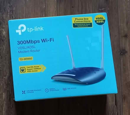 Photo of free TP-Link internet router (Knighton LE2) #1