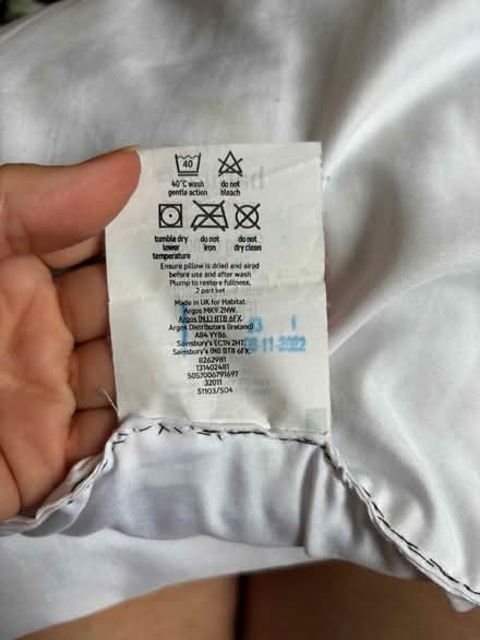 Photo of free 2 Pillows (Farnborough GU14) #1