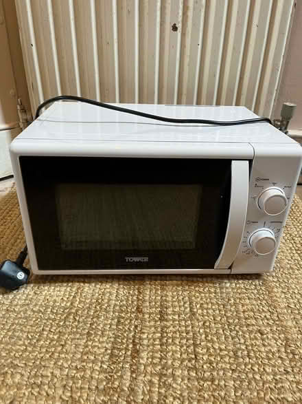 Photo of free Microwave (Philip Lane, N15) #1
