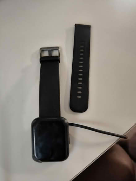 Photo of free Oraimo Watch 2 pro plus Charger (Chadwell Heath RM6) #4