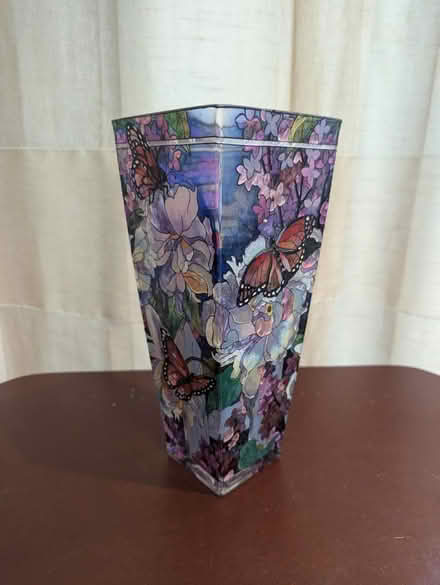 Photo of free Hand-Painted AMIA Vase (Fanwood) #2